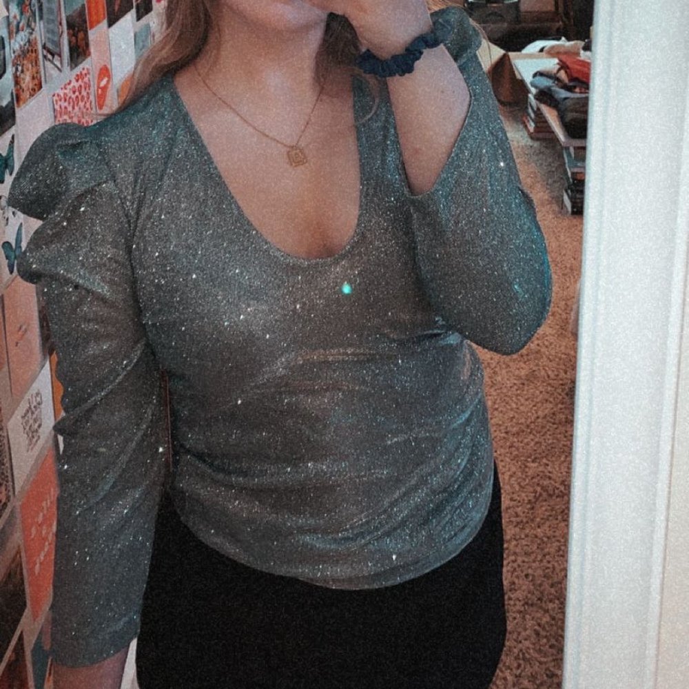 HYFVE Sparkle Puff Sleeve Top